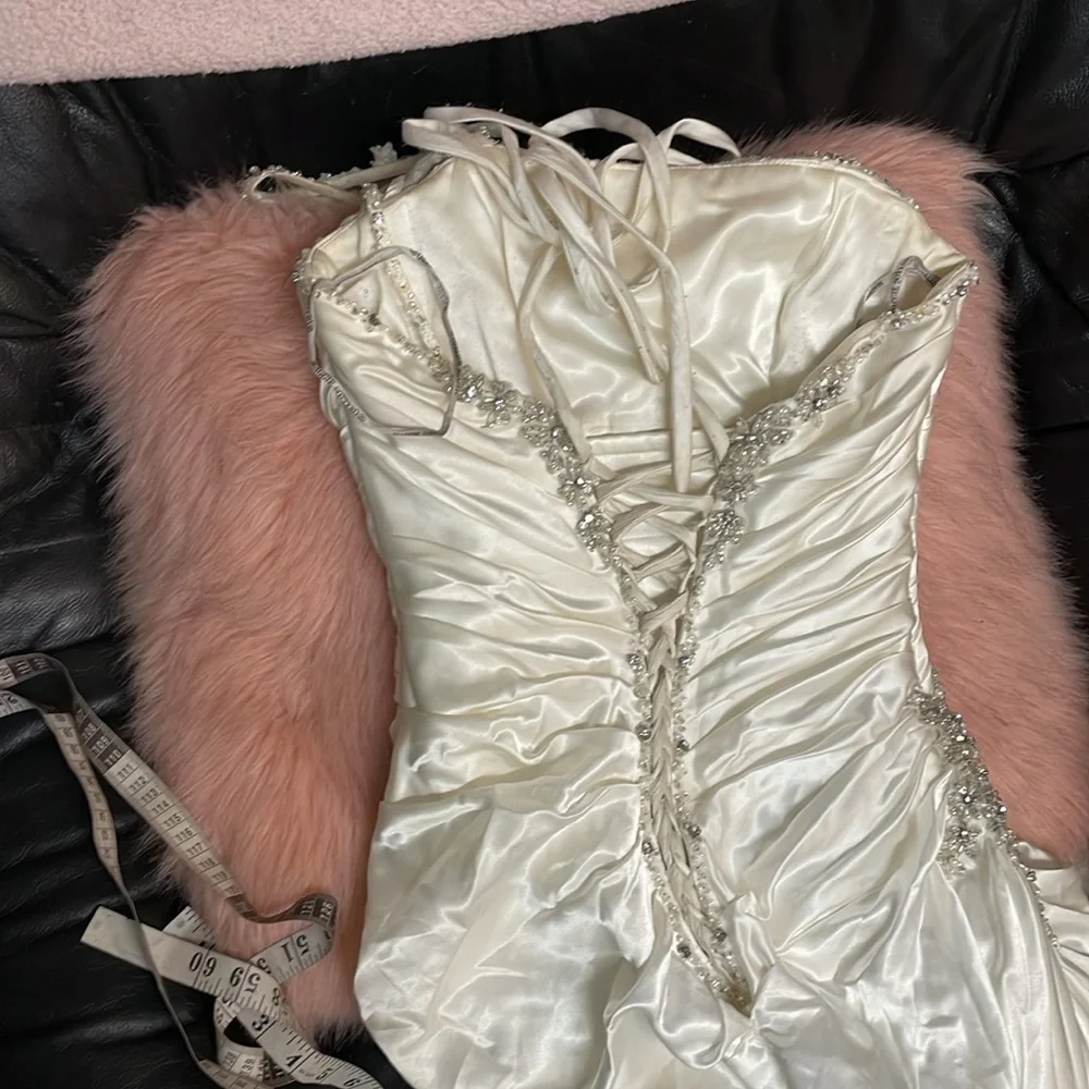 Maggie sottoro one shoulder satin gown - Picture 9 of 12